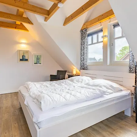 Huus Tjalk Holiday home *