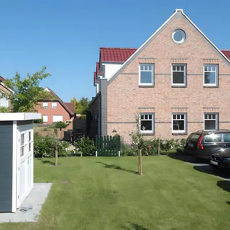 Holiday home Huus Tjalk Krummhoern